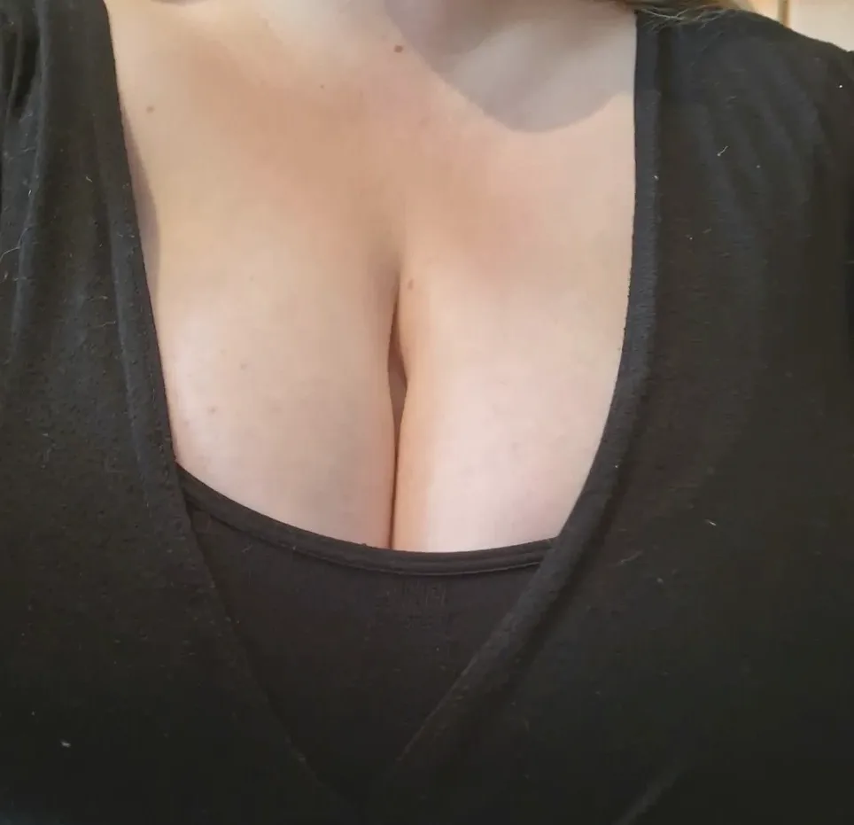 Abigail, 26