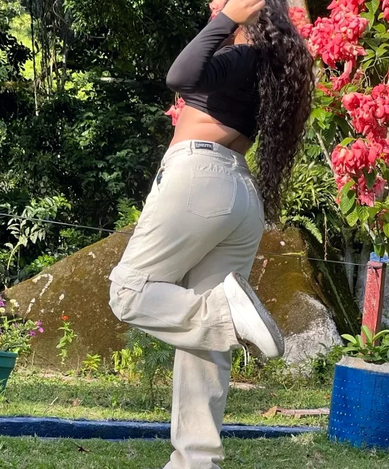 Harleen, 21