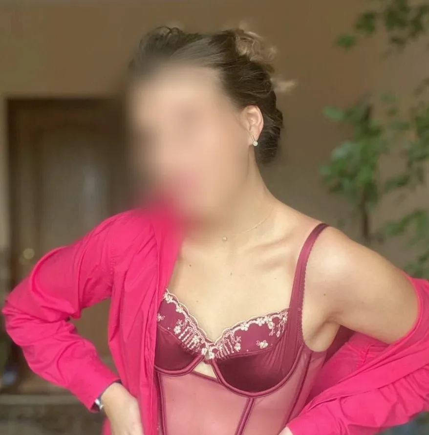 Harleen, 24
